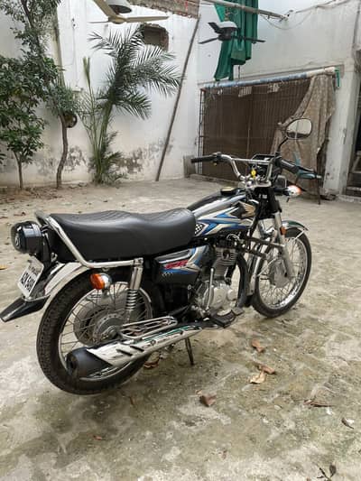Honda CG 125 2025 Model | Lahore Registered | Non-Accidental