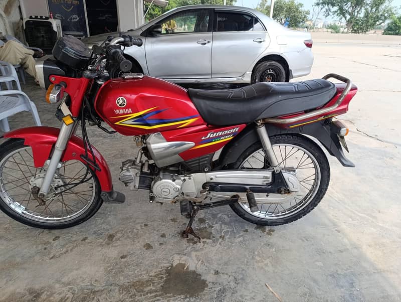 Yamaha Junoon 0