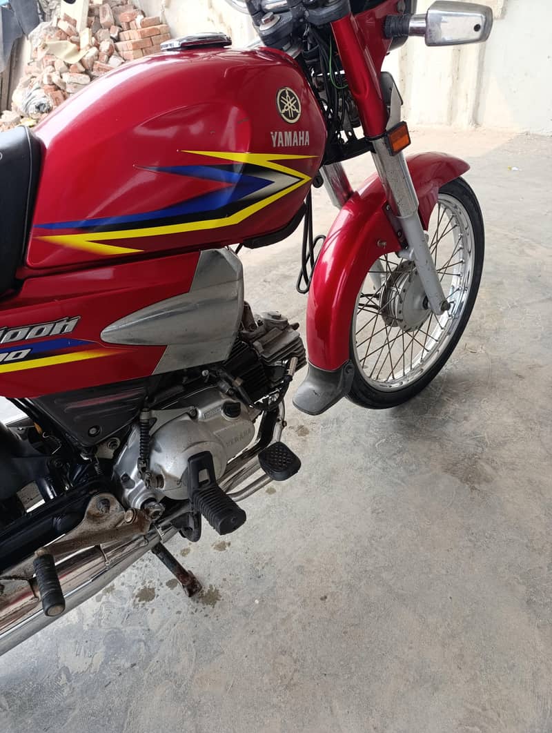 Yamaha Junoon 4