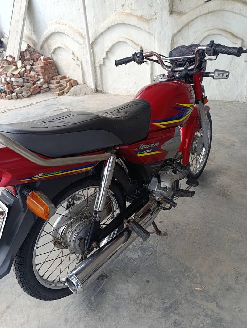 Yamaha Junoon 5