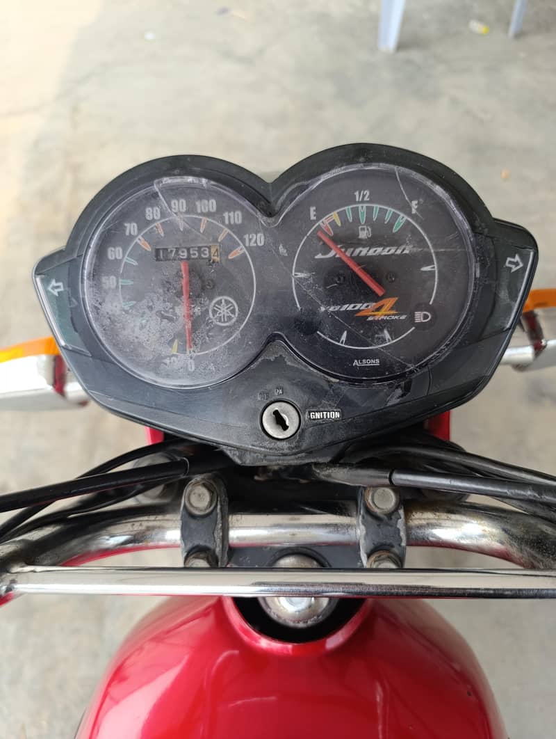 Yamaha Junoon 6