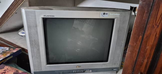 LG Flatron 21 Inch TV for Sale (flyback - faulty)