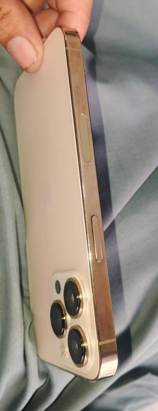 Apple iPhone 13 Pro 3