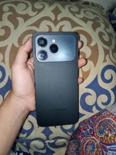 Tecno spark 40