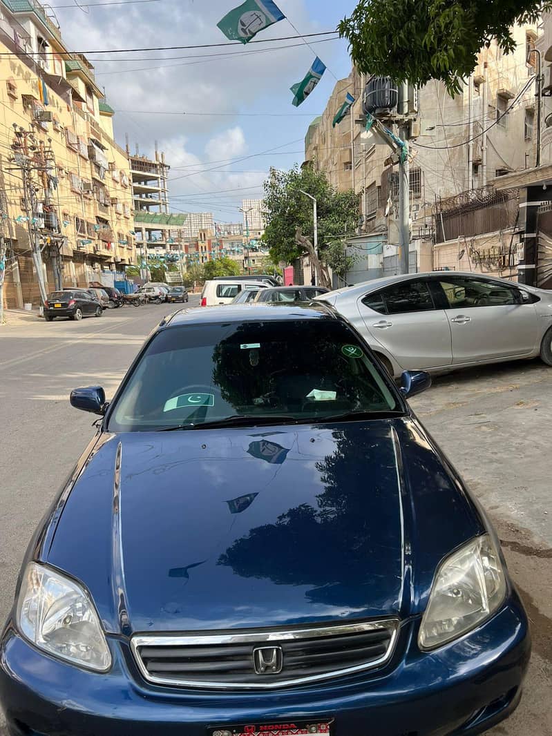 2000 eix civice 3