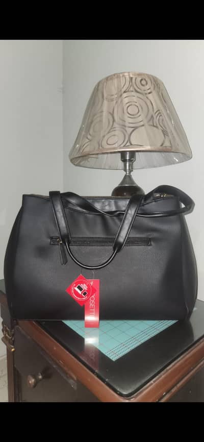 BRAND NEW LAPTOP BAG FOR SALE