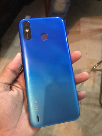 Tecno Spark 4