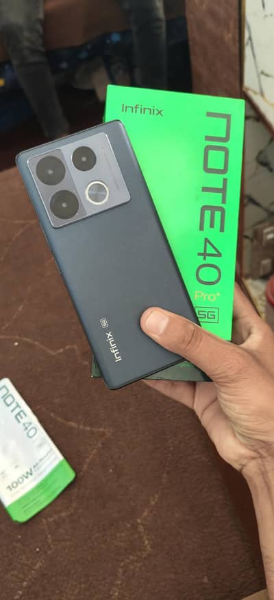 note 40 pro plus 5g  wla