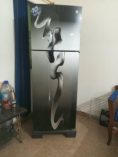 selling Refrigerator urgently