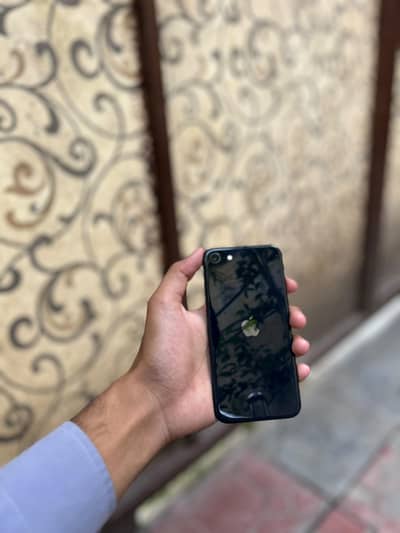 iphone se3 64gb