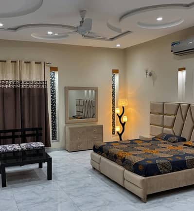Fully Furnished (Daily, Weekly, Monthly) Basis Independent Portion 1 Kanal 2 Bed 100K, 1 Kanal 4 Bed 150K, Basis For Rent Send Message On My WhatsApp & I Will Send Video