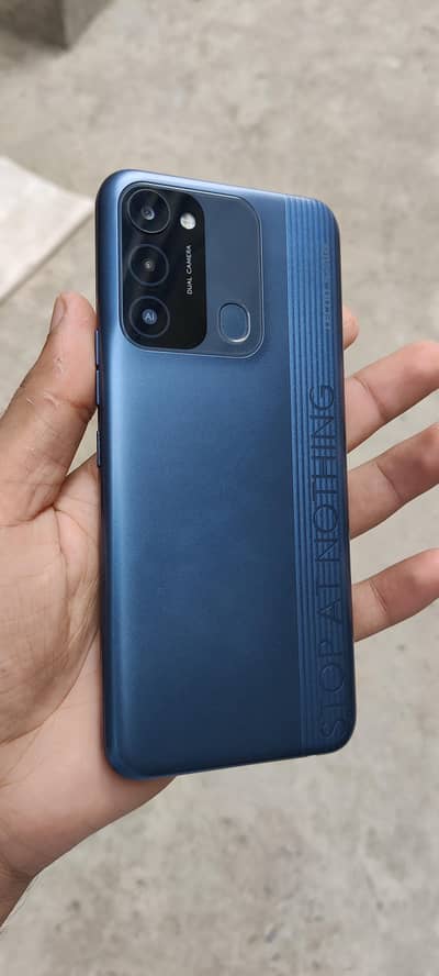 Tecno Spark 8C