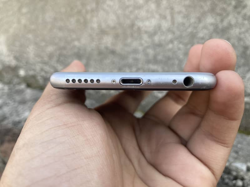 Apple iPhone 6 3