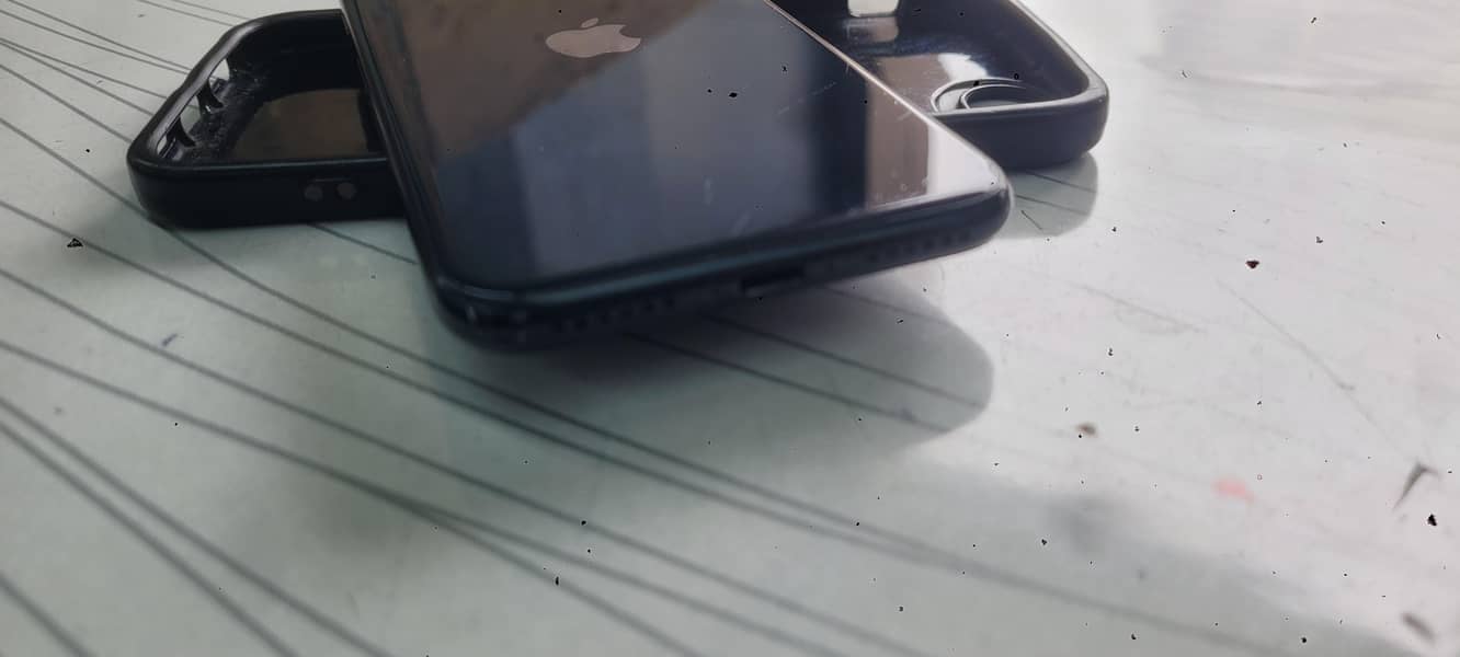 Apple iPhone SE 4