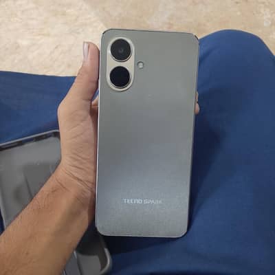 Tecno Spark Go 2