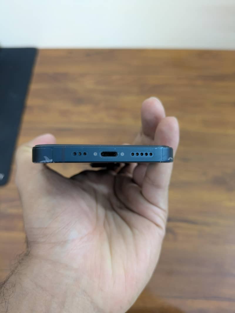 Apple iPhone 14 5