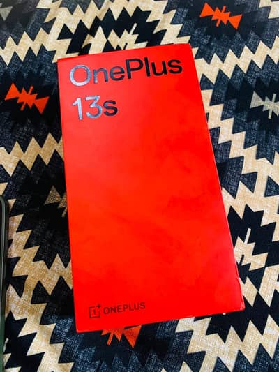 One Plus 13s