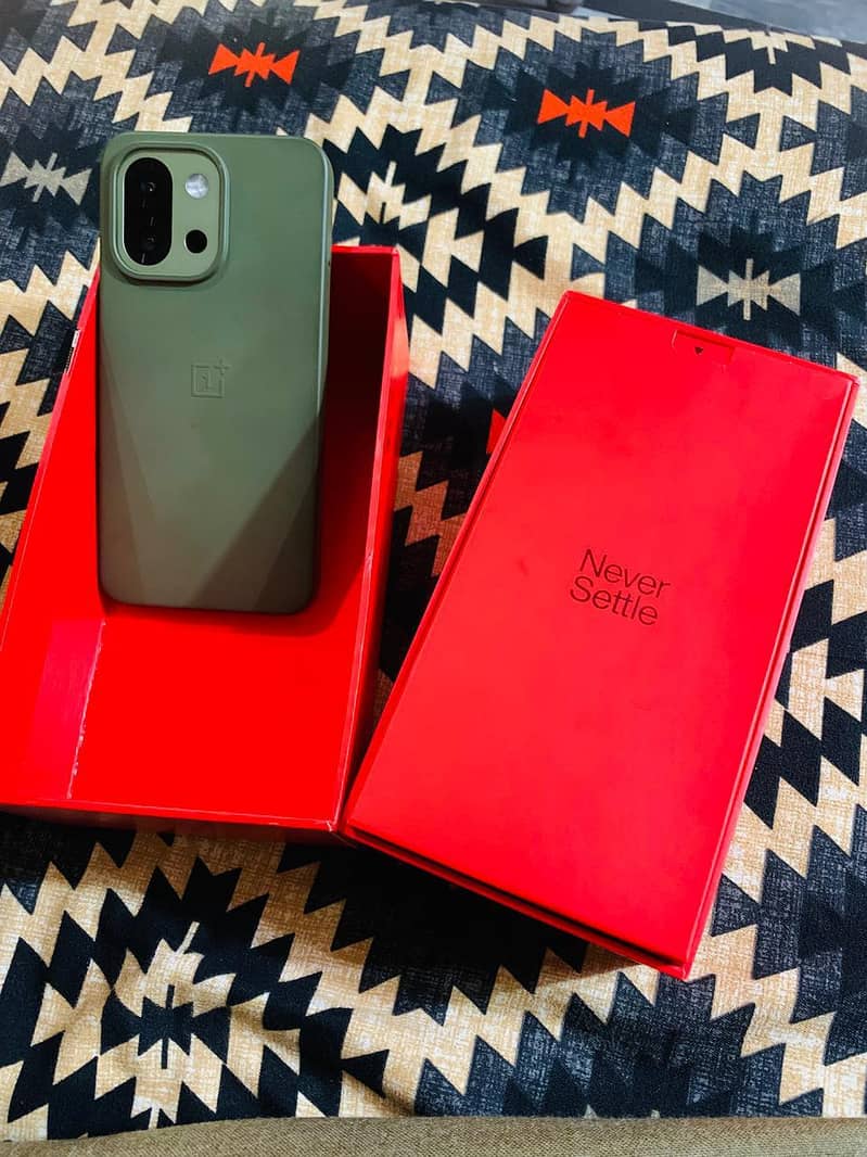 One Plus 13s 1