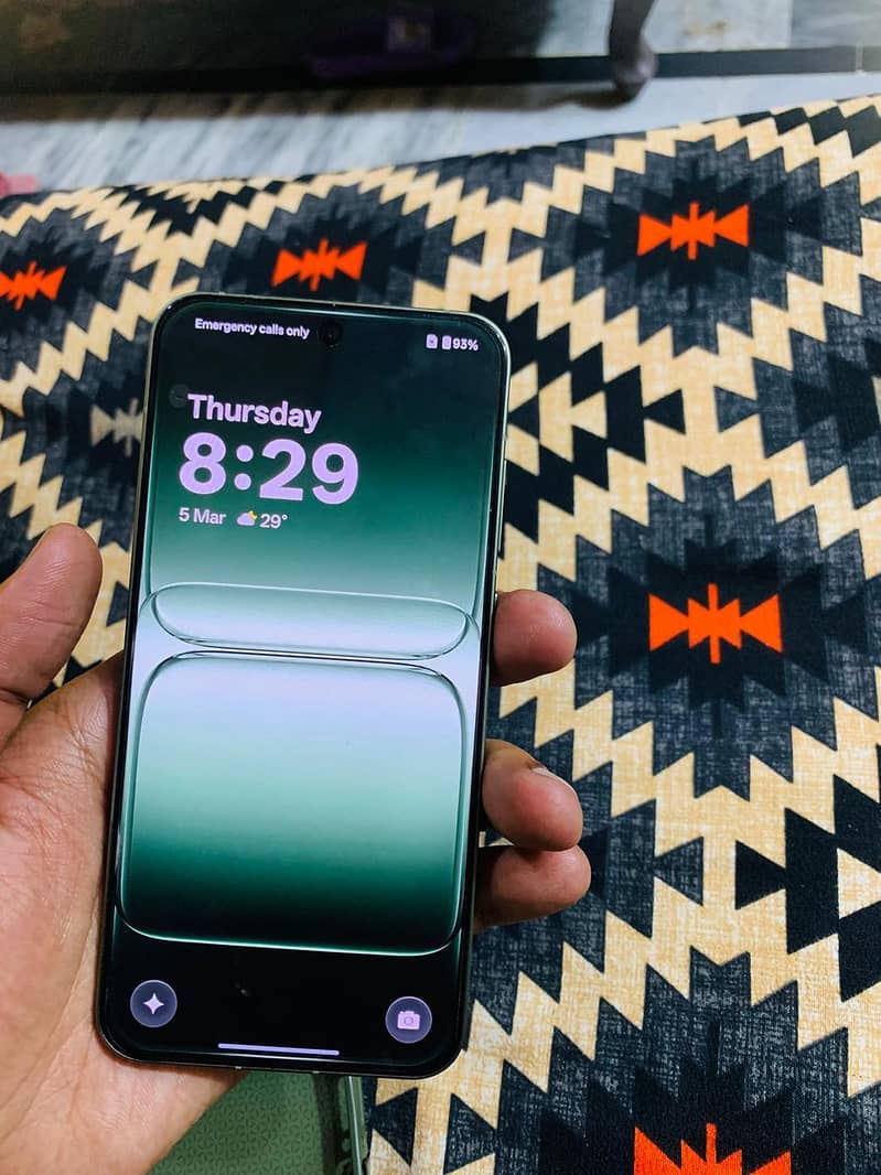 One Plus 13s 4