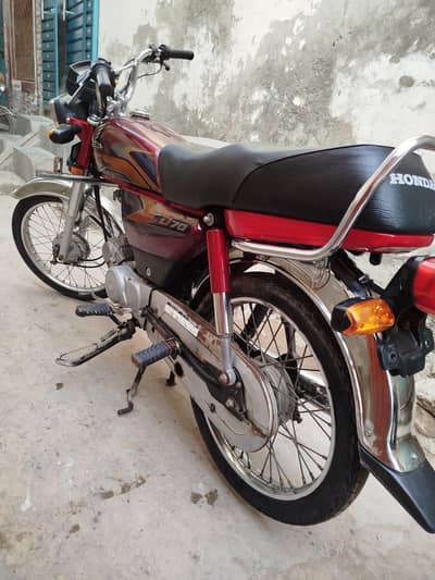 Honda CD 70 urgent sale