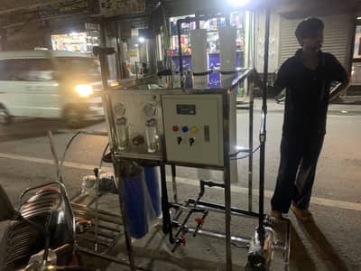 Water plants R. O & mineral 500 liters. With filling table and fitting