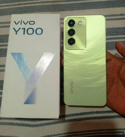 Vivo Y100