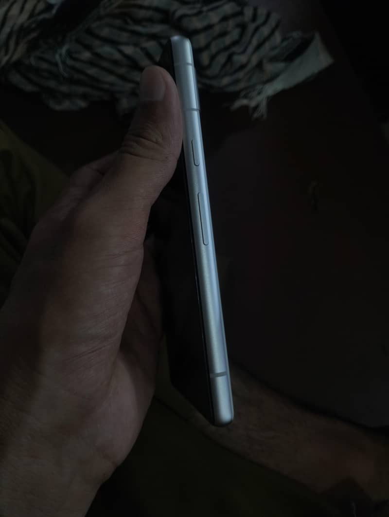 Google Pixel 7a 1