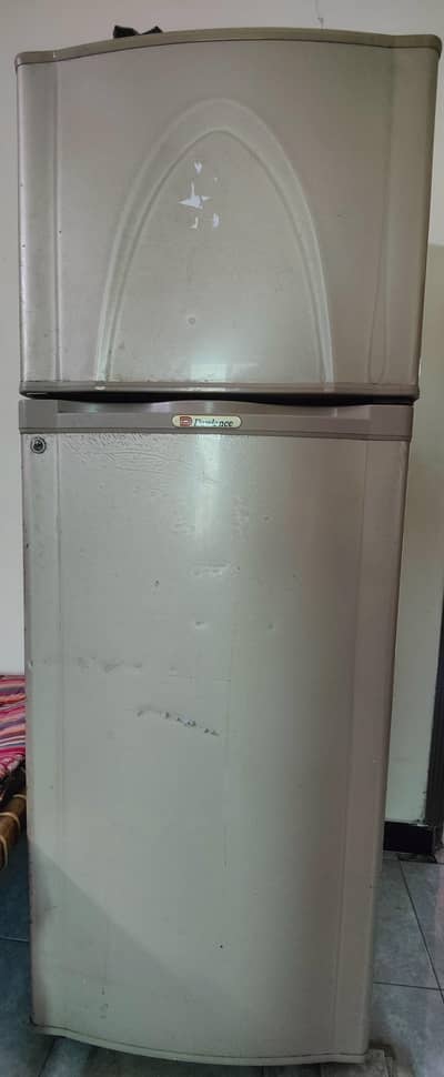Dawlance fridge in working condition