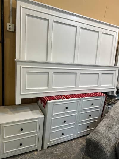 King Size Bed Set | 2 Side Tables | Chest of Drawers | Dressing Mirror
