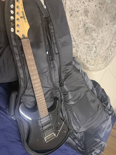 YAMAHA ERG-121C WITH RANDALL AMPLIFIER