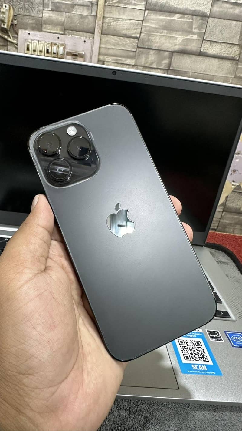 Apple iPhone 14 Pro Max 3