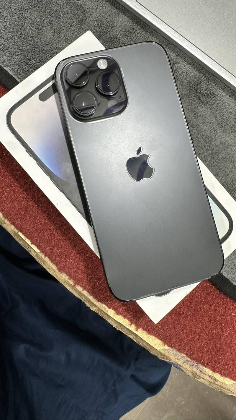 Apple iPhone 14 Pro Max 4