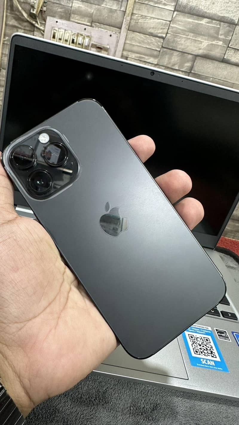 Apple iPhone 14 Pro Max 8