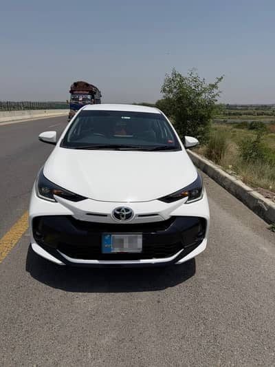 Toyota Yaris 1.5 X Black Interior 2026