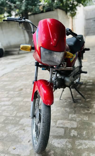 United 100cc 2022 model