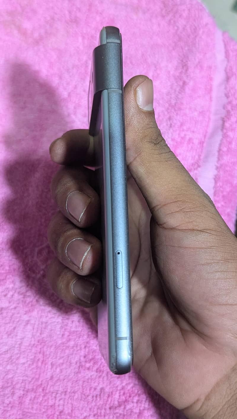 Google Pixel 8 3