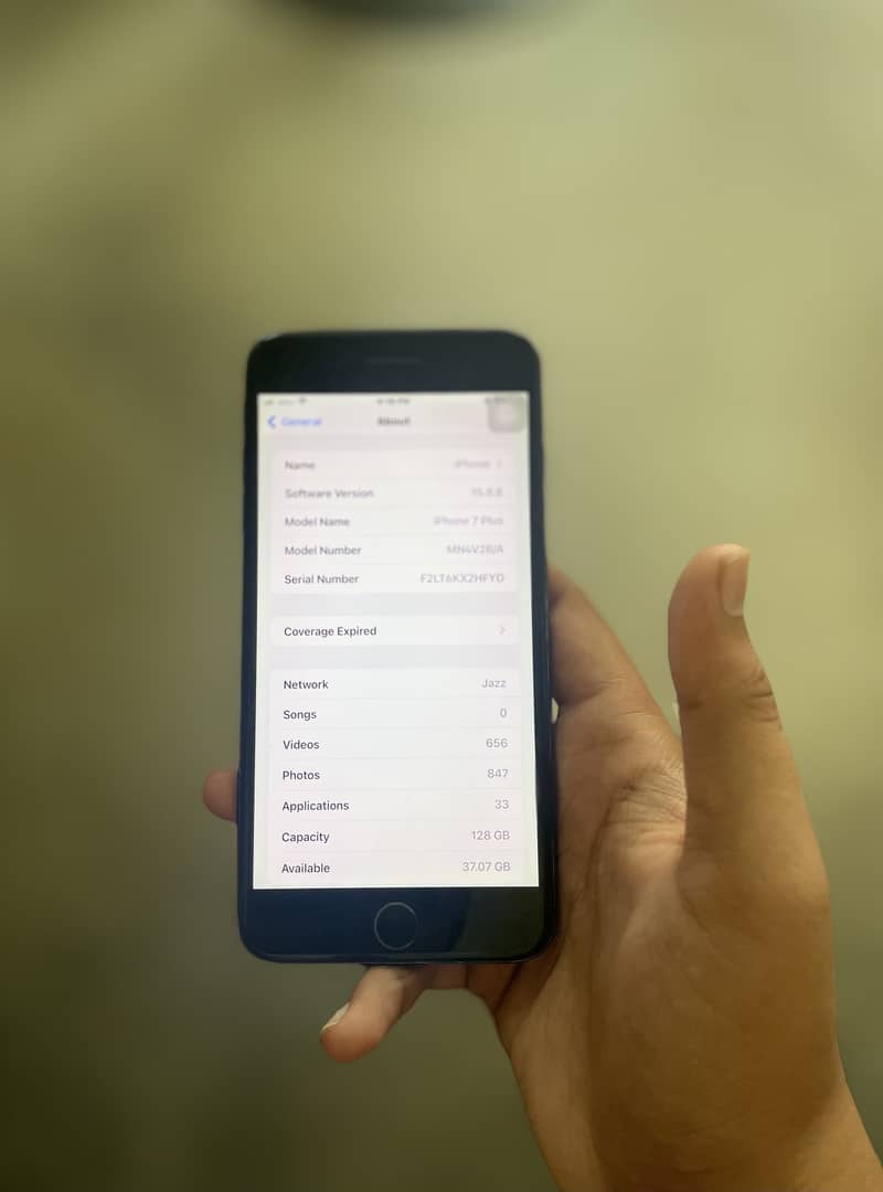 Apple iPhone 7 Plus 6