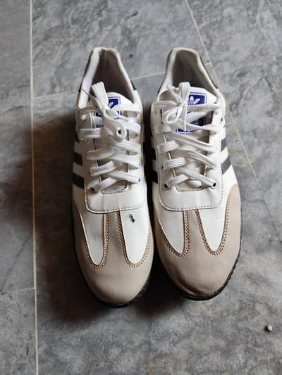 Adidas samba 42 size