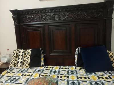 Real chinioti bed set / bed,side tables,dressing for sale