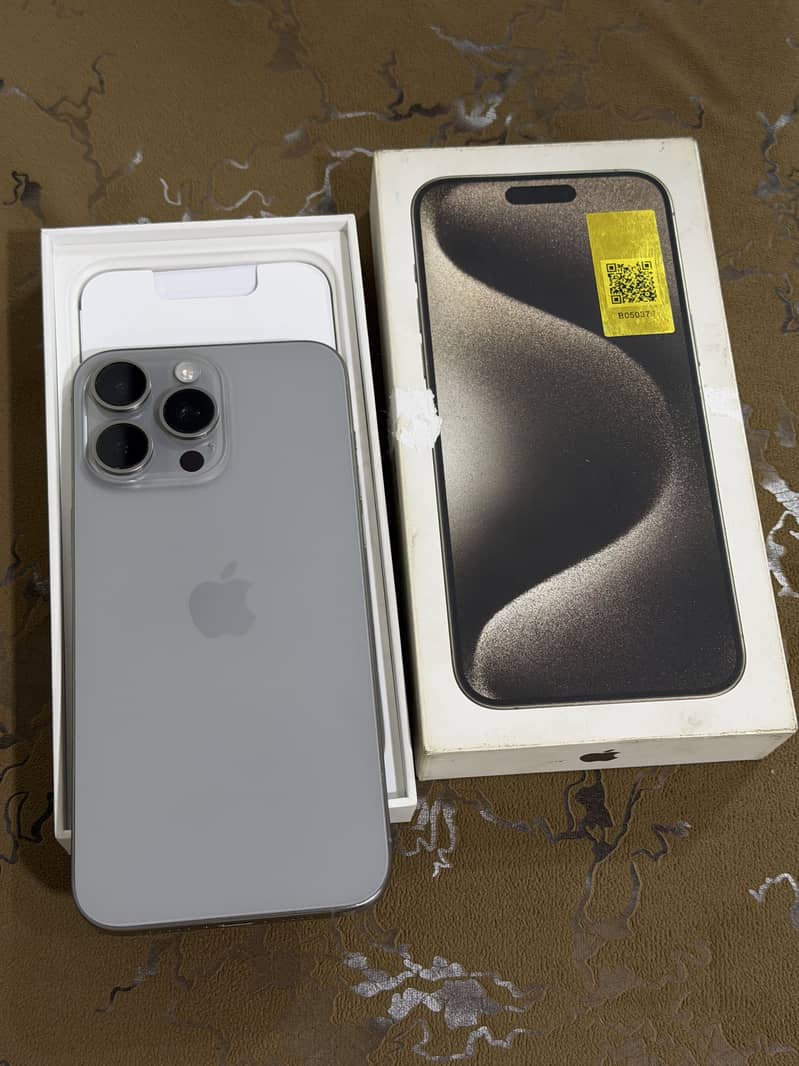 Apple iPhone 15 Pro Max 1