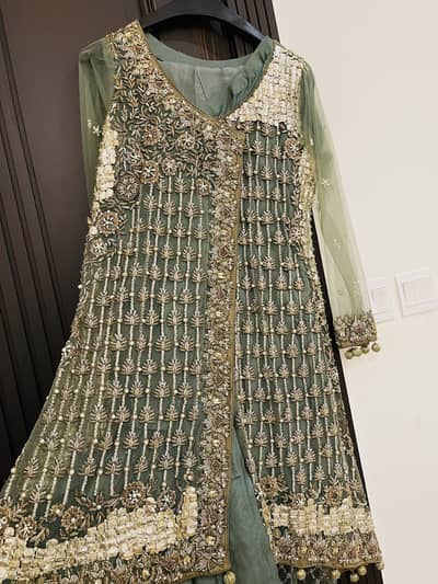 Beautiful 3 Piece wedding dress for sale (party wear)