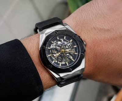 Premium Men’s Watch | Like New