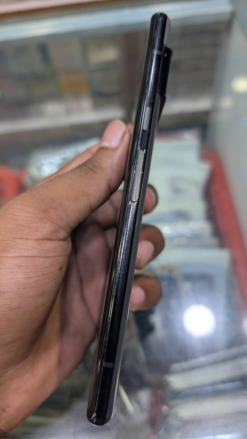 Google Pixel 6 Pro 2