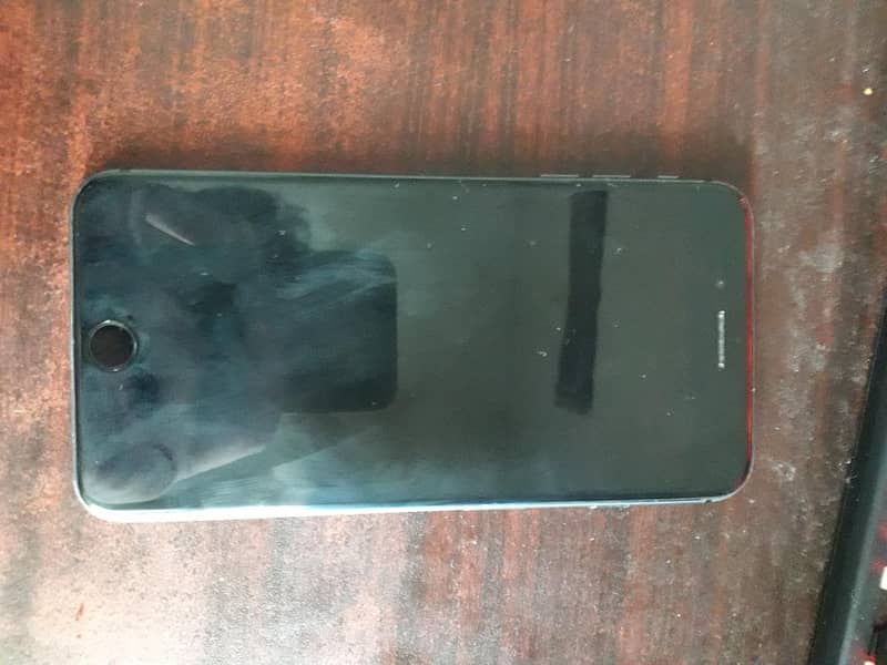 Apple iPhone 8 Plus 5