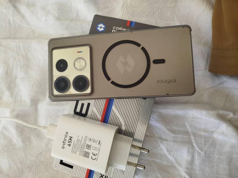 Infinix Note 40 9