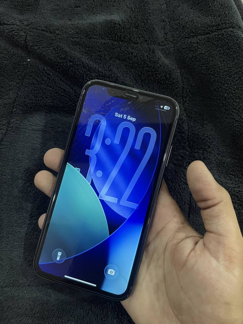 Apple iPhone 11 0