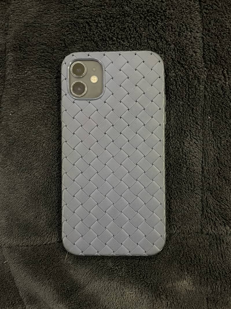 Apple iPhone 11 3
