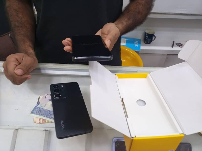 Realme C71 1