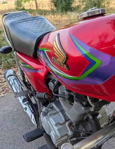 Honda 125cc bike urgent for sale 03294565513