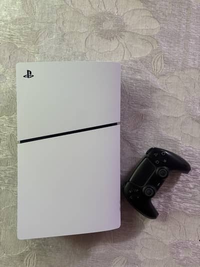 PlayStation 5 Slim 10/10 condition
